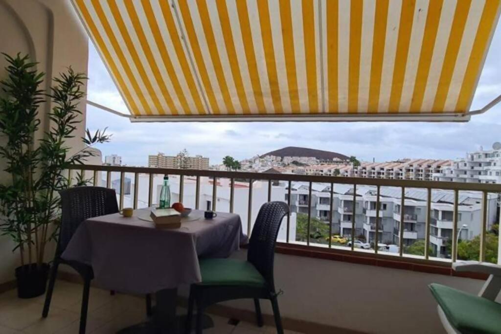 Joy & Friends 1 Apartment Los Cristianos  Bagian luar foto