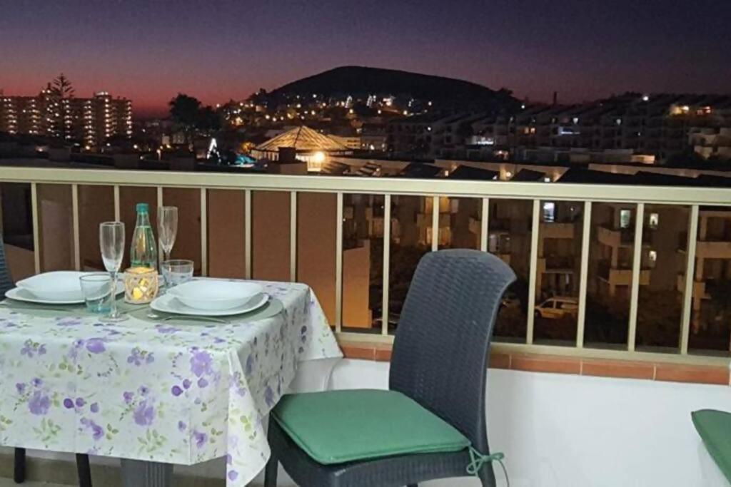 Joy & Friends 1 Apartment Los Cristianos  Bagian luar foto
